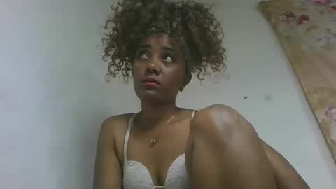 ciciazzhh online show from March 12, 5:57 am