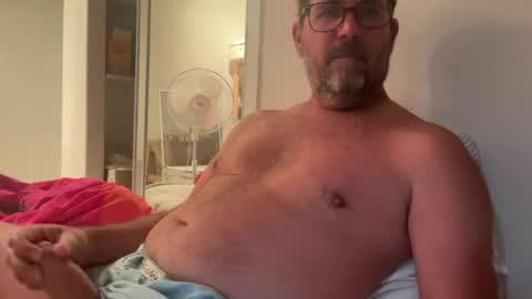 Snapshot of cigalou8313 chatting on July 13, 5:05 pm cigalou8313 online show from July 13, 5:05 pm