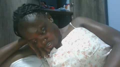 Snapshot of cilia_petite chatting on January 30, 7:18 am cilia petite online show from January 30, 7:18 am