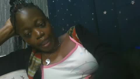 Snapshot of cilia_petite chatting on February 13, 11:26 pm cilia petite online show from February 13, 11:26 pm