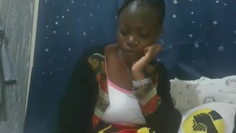 Snapshot of cilia_petite chatting on February 14, 7:28 am cilia petite online show from February 14, 7:28 am
