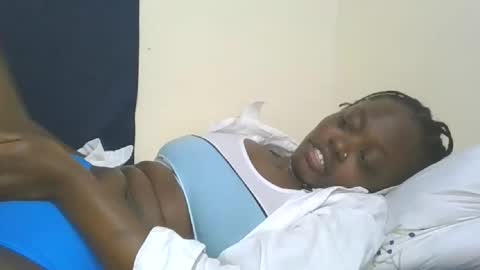 Snapshot of cilia_petite chatting on October 15, 11:05 pm cilia petite online show from October 15, 11:05 pm