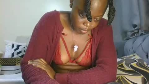 Snapshot of cilia_petite chatting on March 17, 8:39 am cilia petite online show from March 17, 8:39 am