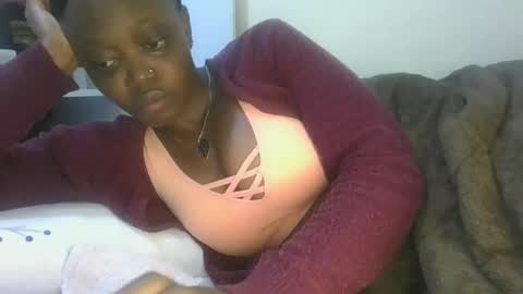 Snapshot of cilia_petite chatting on March 26, 8:03 pm cilia petite online show from March 26, 8:03 pm