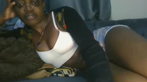 Snapshot of cilia_petite chatting on March 31, 9:15 pm cilia petite online show from March 31, 9:15 pm
