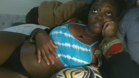 Snapshot of cilia_petite chatting on April 16, 10:12 pm cilia petite online show from April 16, 10:12 pm