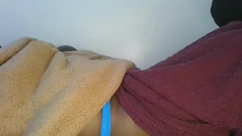 Snapshot of cilia_petite chatting on April 28, 6:35 pm cilia petite online show from April 28, 6:35 pm