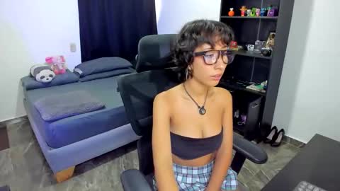 Luna and Sebas  online show from May 23, 9:08 pm