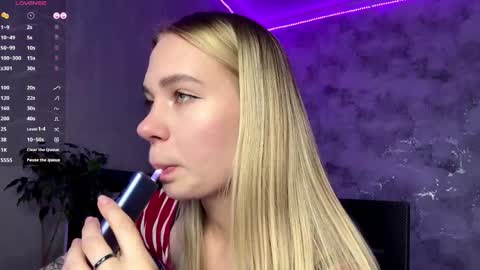 Lexa online show from June 8, 5:08 am