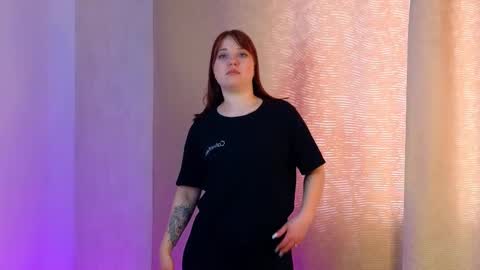 Snapshot of cindiehall chatting on March 5, 12:44 pm cindiehall online show from March 5, 12:44 pm