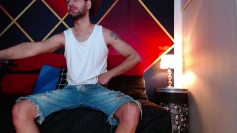 CindyandCarlo online show from December 23, 3:33 pm