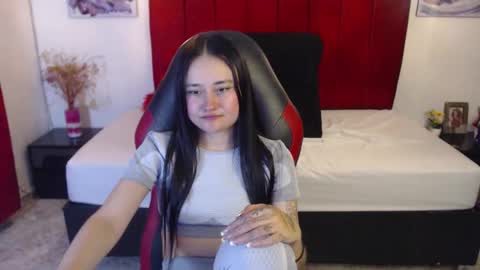 Cindy online show from December 20, 2:57 pm