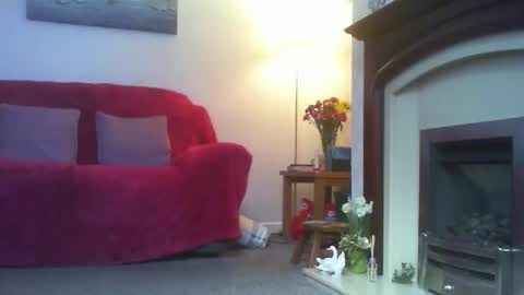 Snapshot of cineman22 chatting on October 22, 7:41 am Cineman22 online show from October 22, 7:41 am