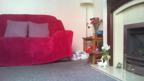 Snapshot of cineman22 chatting on October 25, 12:45 pm Cineman22 online show from October 25, 12:45 pm