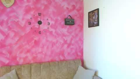 Snapshot of cinna__ chatting on March 18, 10:13 pm cinna__ online show from March 18, 10:13 pm