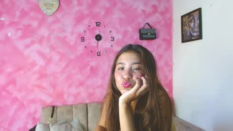 Snapshot of cinna__ chatting on March 31, 10:32 pm cinna__ online show from March 31, 10:32 pm