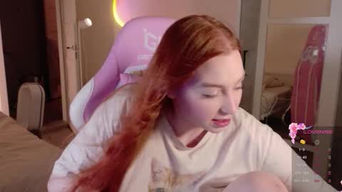 Snapshot of cinnabongirls chatting on February 19, 12:28 am Maddy online show from February 19, 12:28 am