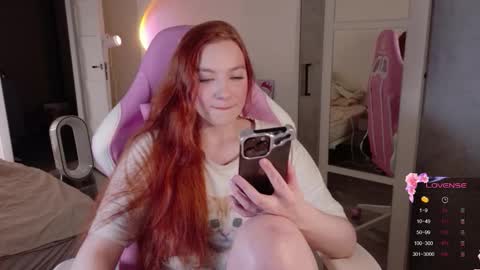 Snapshot of cinnabongirls chatting on February 20, 8:53 pm Maddy online show from February 20, 8:53 pm