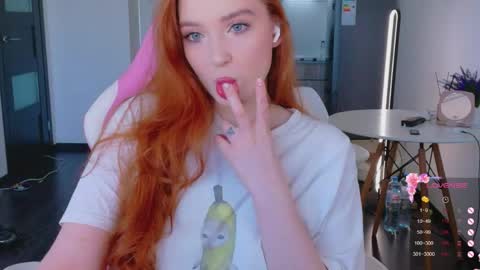 Snapshot of cinnabongirls chatting on April 17, 10:51 am Maddy online show from April 17, 10:51 am