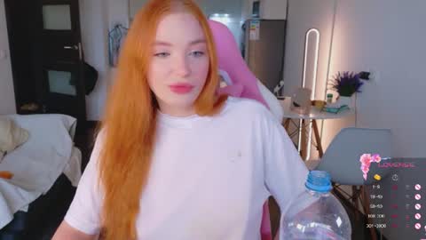 Snapshot of cinnabongirls chatting on June 24, 12:37 pm Maddy online show from June 24, 12:37 pm