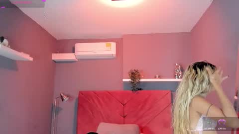 Cintia online show from March 28, 11:21 am