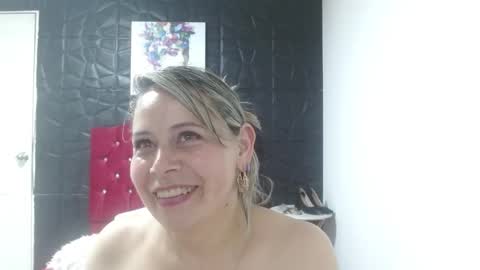 cinthia1609 online show from January 30, 1:22 am