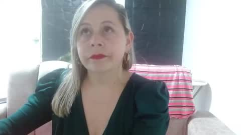 cinthia1609 online show from February 25, 7:47 pm