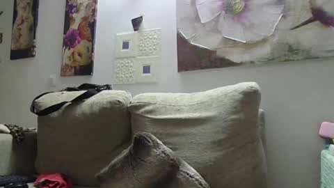 Snapshot of cinthia2525 chatting on January 3, 1:25 pm cinthia2525 online show from January 3, 1:25 pm