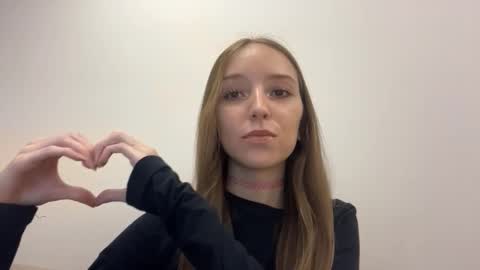 Aurora online show from March 28, 1:33 pm