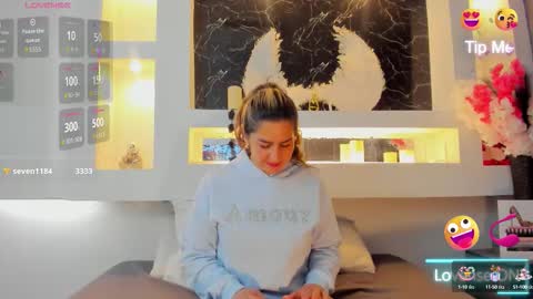 Cinthya  online show from September 9, 12:15 pm