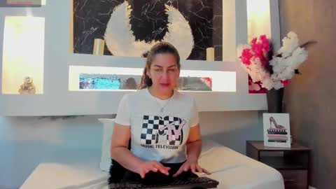 Cinthya  online show from October 17, 12:08 pm