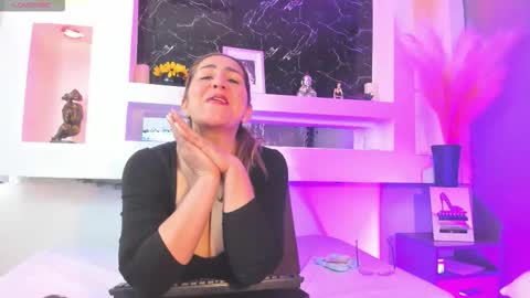 Snapshot of cinthya_mjs chatting on February 21, 2:29 pm Cinthya online show from February 21, 2:29 pm