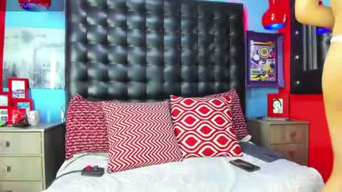 cinthya_walker1 online show from July 13, 3:15 pm