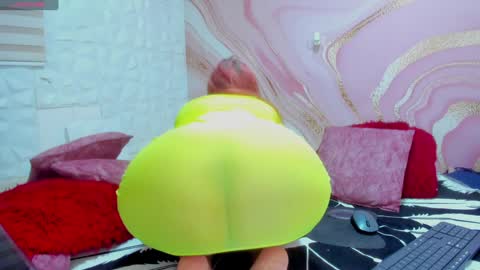  CINTIA  online show from January 8, 2:56 pm