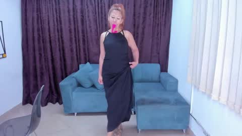  CINTIA  online show from November 24, 11:32 am