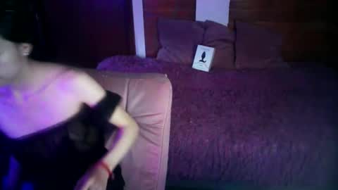 Snapshot of cintya_torres_1 chatting on May 9, 11:10 pm cintya torres online show from May 9, 11:10 pm
