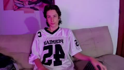 cirosky_elchicopolla online show from March 25, 3:23 am