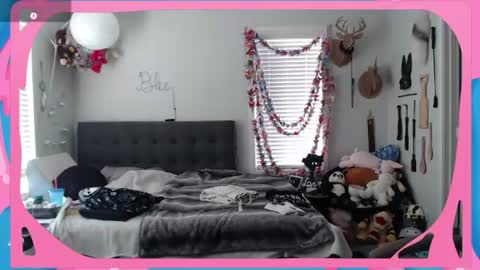 Blu online show from June 24, 1:37 am