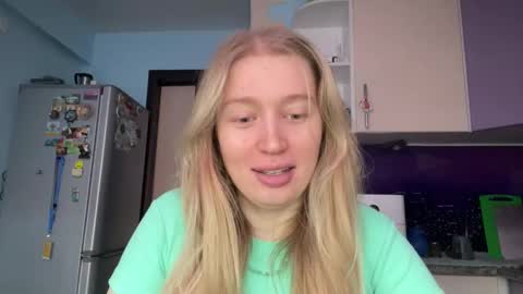 citrusblissss online show from September 20, 2:23 am