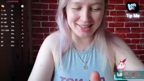 Snapshot of citrusblissss chatting on March 27, 11:10 am citrusblissss online show from March 27, 11:10 am