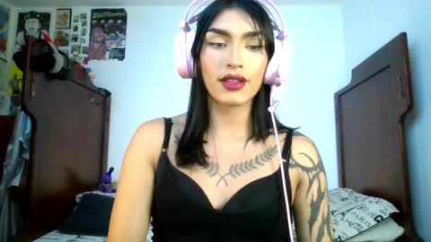 Snapshot of citry_tv chatting on January 14, 3:11 am Citrina Tallulah Vanexandra online show from January 14, 3:11 am