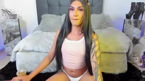 Snapshot of citry_tv chatting on March 3, 8:49 am Citrina Tallulah Vanexandra online show from March 3, 8:49 am
