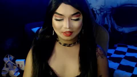 QUEEN CESS online show from January 12, 2:11 pm