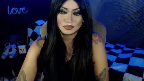 Snapshot of cj_parker69 chatting on February 27, 8:25 am QUEEN CESS online show from February 27, 8:25 am