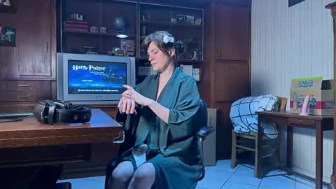 Snapshot of claire_moulin chatting on June 3, 8:25 pm Claire Moulin online show from June 3, 8:25 pm