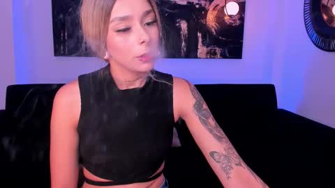 Snapshot of clairedawsonx chatting on March 21, 8:19 am Claire Dawson online show from March 21, 8:19 am