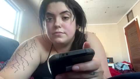 Snapshot of claireranda chatting on December 16, 5:07 pm claireranda online show from December 16, 5:07 pm