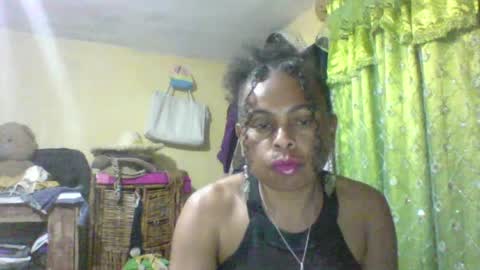 clairette9794 online show from August 7, 5:37 pm