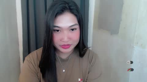 CLAIRE online show from October 5, 5:11 pm