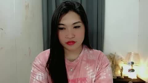 CLAIRE online show from October 17, 4:42 pm